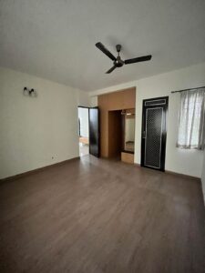 villa for sale in akkarai 